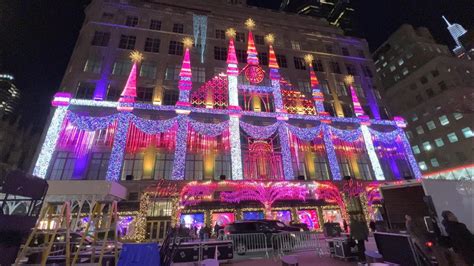 Saks Fifth Avenue Cancels Beloved NYC Holiday Light Show